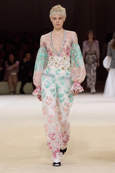 Look 31